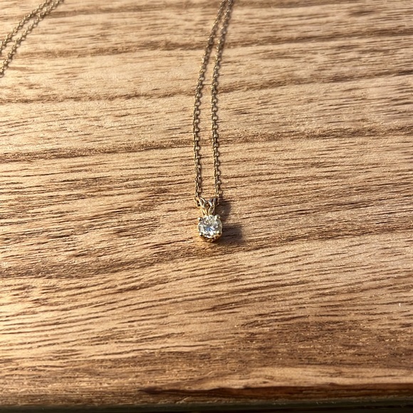 0.45 Carat Diamond Pendant Necklace, Yellow Gold - Picture 11 of 12